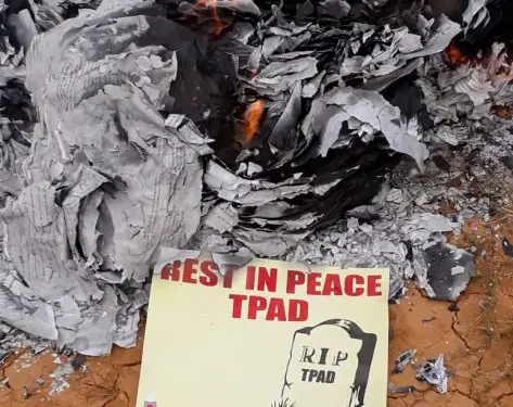 Kakamega Teachers Defy TSC ‘Threats’, burn TPAD Forms