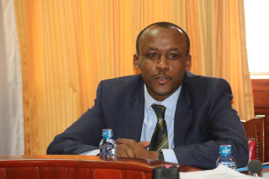 File Photo- Senator Mutula Kalonzo Junior. He wants action taken against the Principal of Mwaani secondary school for Mistreatment allegations against a form 4 candidate