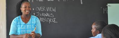 A teacher in class. KICD says the work of teachers can not be substituted by its online educational programmes.